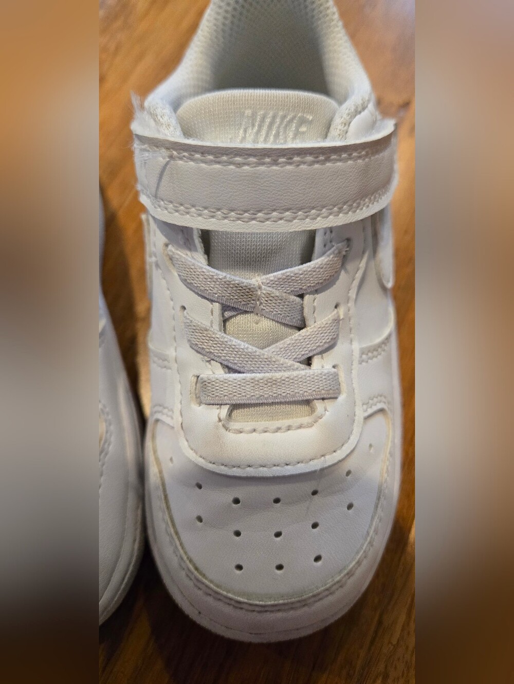 Nike Toddler Court Borough Sneaker In White Size 8c - Picture 3 of 5